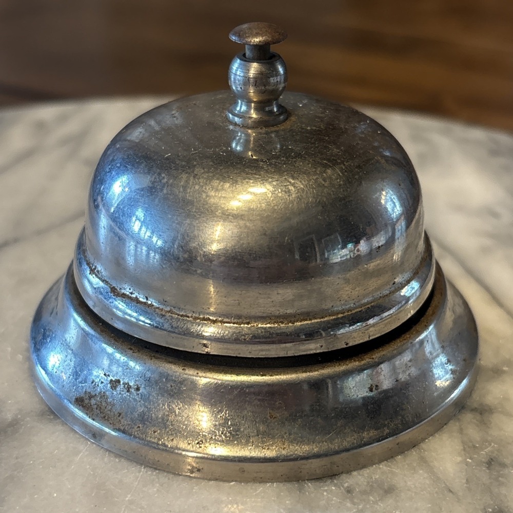 VTG Antique Service Bell Hotel Desk Reception Counter Tap‎ Bell Metal Patina